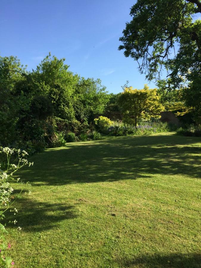 Bed and Breakfast Upper Wood End Farm Marston Moreteyne Exterior foto