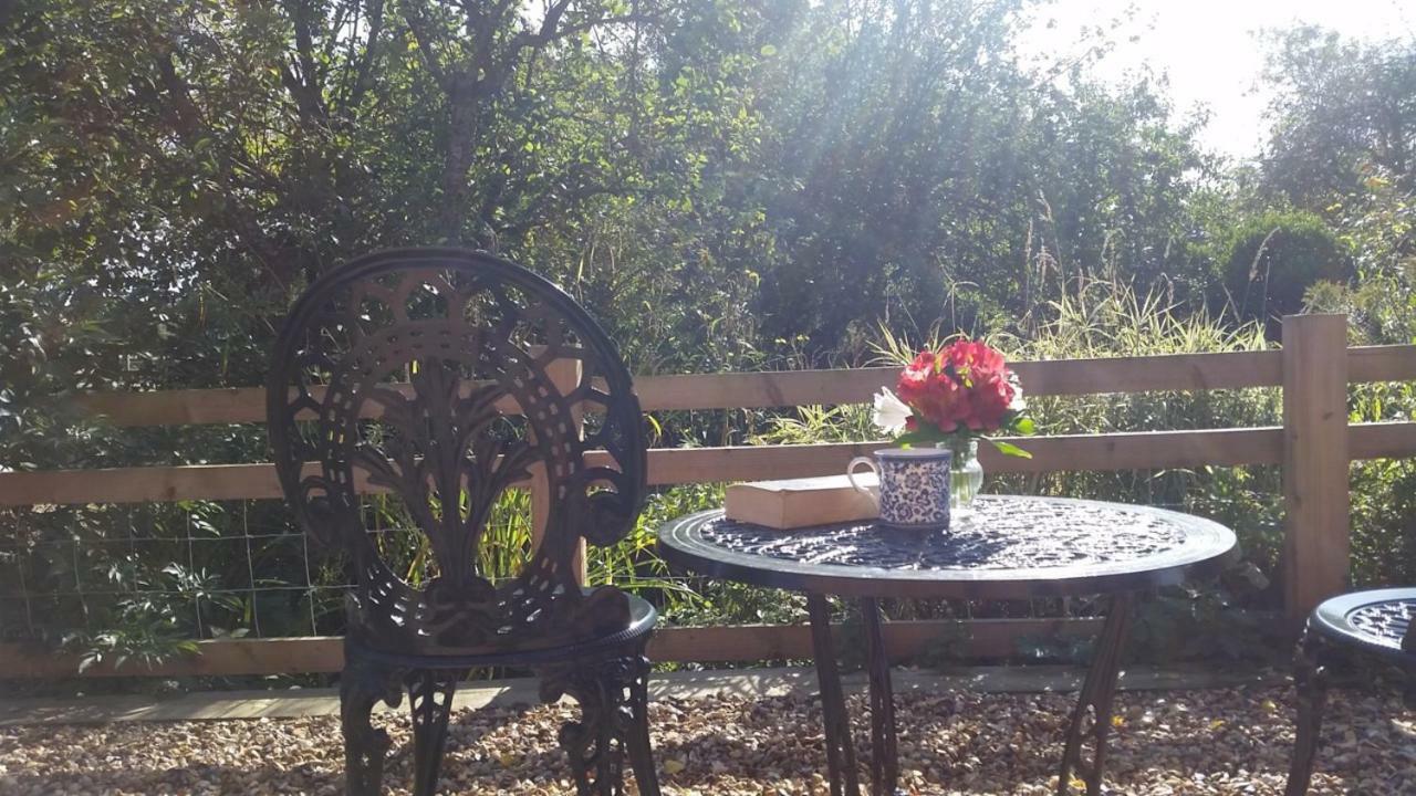 Bed and Breakfast Upper Wood End Farm Marston Moreteyne Exterior foto